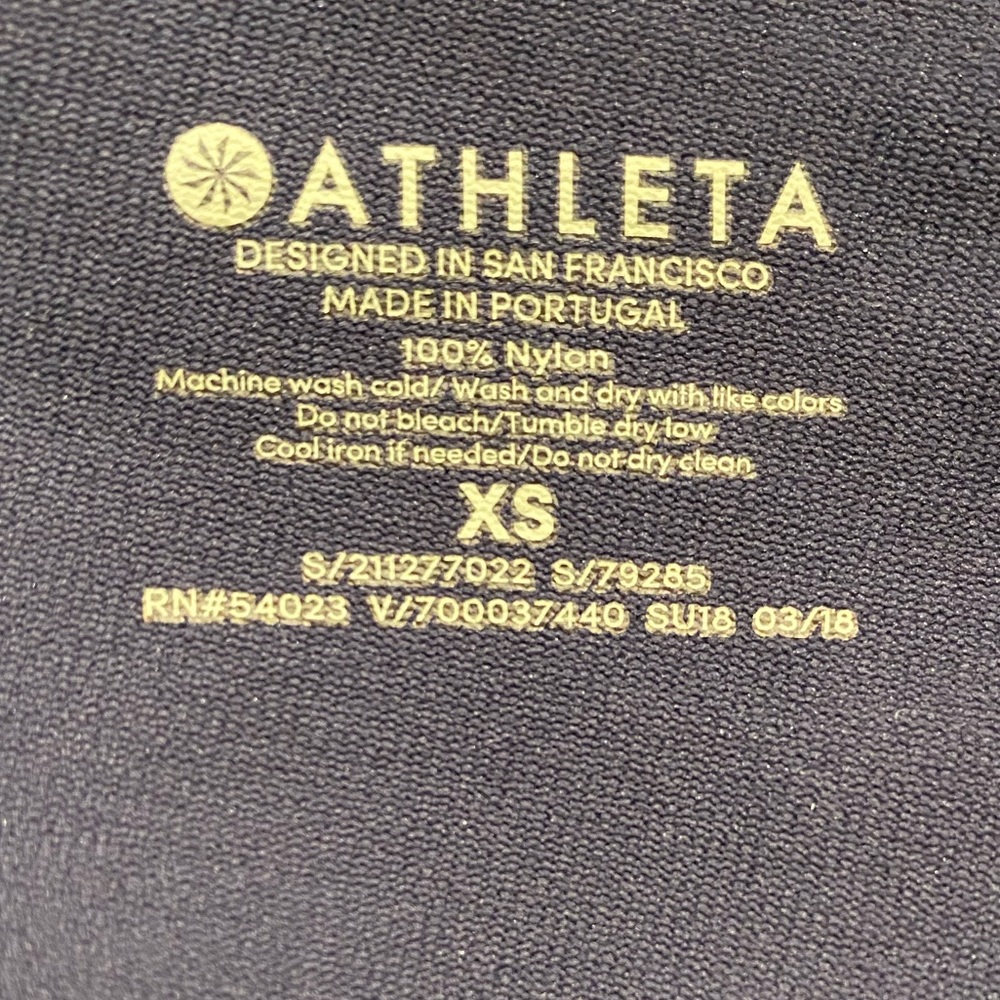 Athleta Foothill Seamless Tank Size XS Color Navy - Picture 10 of 10
